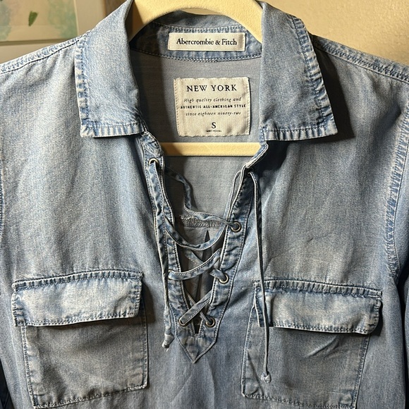 Abercrombie Summer Jean Blouse - Picture 2 of 4